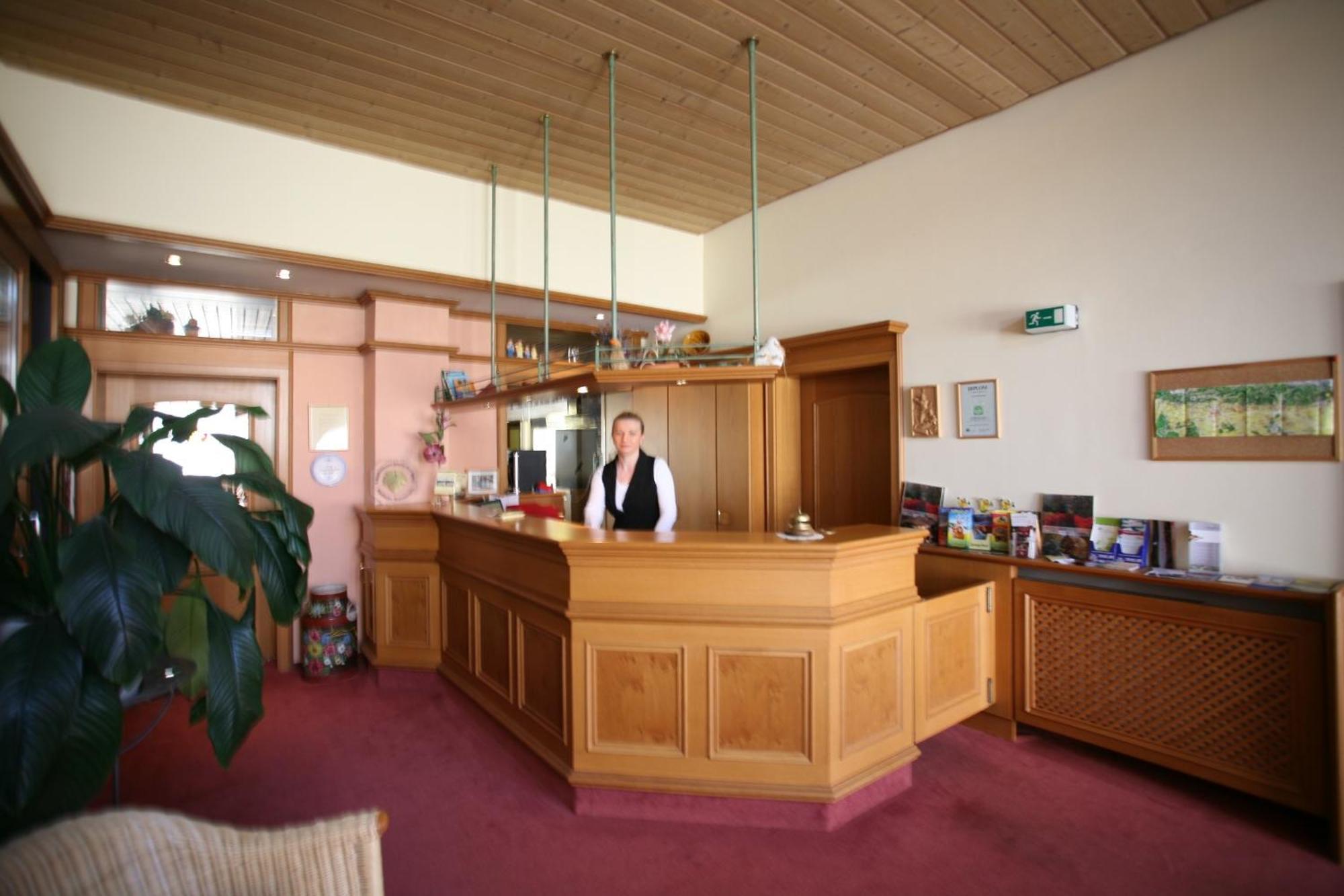 Hotel Linde Pfalz Silz  Dış mekan fotoğraf