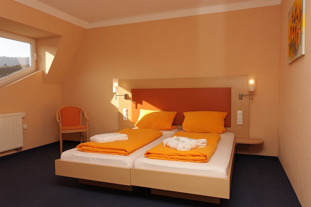Hotel Linde Pfalz Silz  Dış mekan fotoğraf