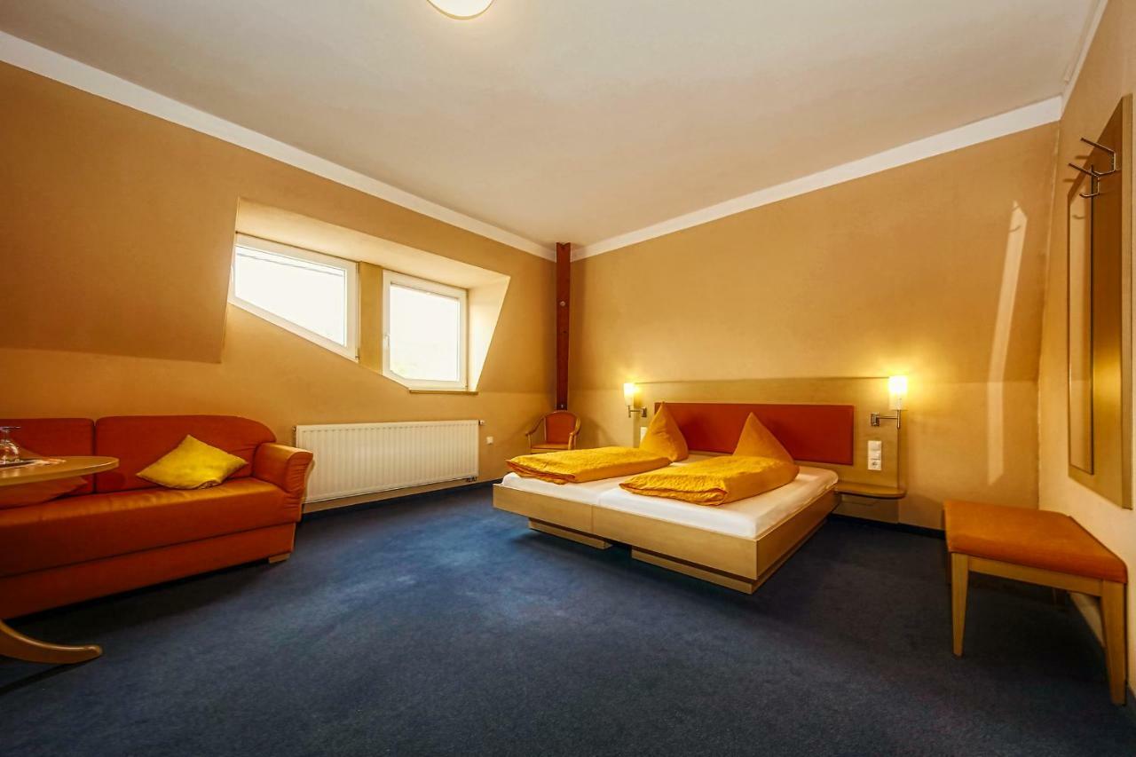 Hotel Linde Pfalz Silz  Dış mekan fotoğraf