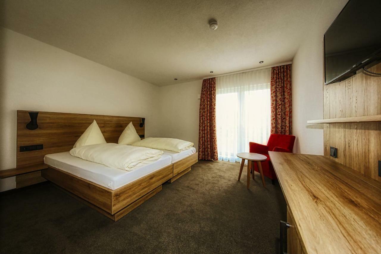 Hotel Linde Pfalz Silz  Dış mekan fotoğraf