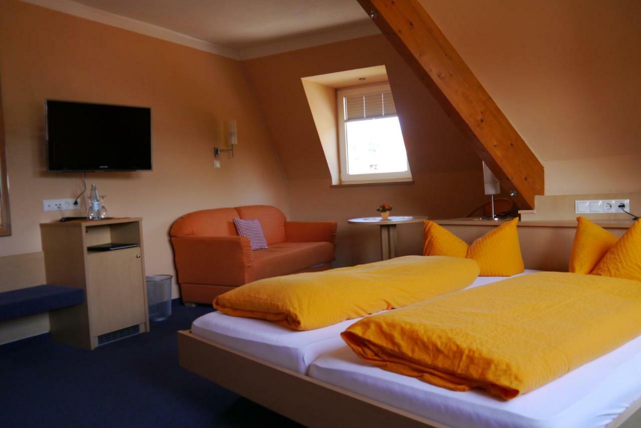 Hotel Linde Pfalz Silz  Dış mekan fotoğraf